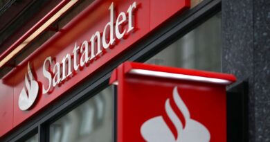 State pensioners can get up to £200 each from Santander, Lloyds and Natwest | Personal Finance | Finance