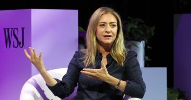 Bumble founder Whitney Wolfe Herd returns as CEO amid a dating app decline