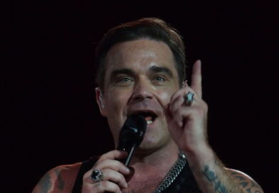 Robbie Williams’ cheeky ‘pre-show anthem’ leaves fans in stitches | Music | Entertainment