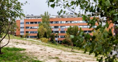 Los vecinos de Montecarmelo denuncian que el Consistorio admitió en una nota interna de 2018 que el cantón debe estar lejos de las viviendas | Noticias de Madrid