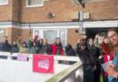 Council bailiffs arrive to evict family from home – they couldn’t get close | UK | News