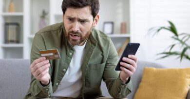 Revolut issues 12 million UK customers stark warning – ‘cases rise by 233%’ | Personal Finance | Finance