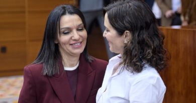 La Comunidad de Madrid adorna el currículum de la consejera de Educación para distanciarla del inexperto clan de ‘Los Pocholos’ | Educación