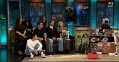 Las “vidas rotas” por la línea 7B de Metro de Madrid llegan a ‘La Revuelta’ de Broncano para protestar por la gestión de Aguirre y Ayuso | Noticias de Madrid