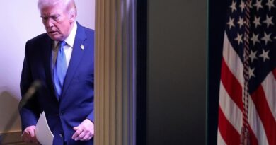 Trump says he signed executive order imposing 10% tariffs on all countries, after Supreme Court struck down earlier tariffs