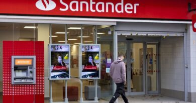 Worst 11 UK towns for bank closures each losing two branches in 2026 | Personal Finance | Finance