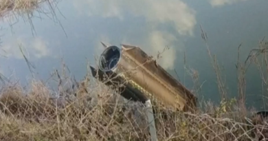 U.S. submarine sinks Iranian warship as Tehran widens ring of retaliation