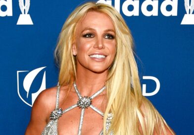 Britney Spears seen driving ‘erratically’ before arrest, say police | Ents & Arts News
