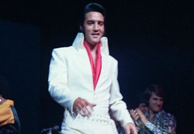 Elvis’ wild Las Vegas years – From hair dye on walls to moment it all went wrong | Music | Entertainment Elvis’ wild Las Vegas years – From hair dye on walls to moment it all went wrong | Music | Entertainment