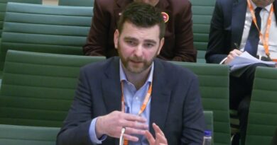 State pension ‘very late to act’ warning for people in this age group | Personal Finance | Finance