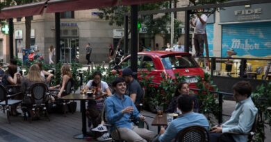 La Justicia admite a trámite un recurso de la Fravm contra la segunda ordenanza de terrazas de Almeida | Noticias de Madrid