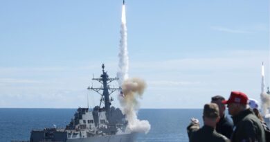 U.S. appears to prepare for longer fight in Iran