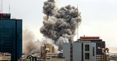 Most say Trump administration still hasn’t explained Iran goals, CBS News poll finds